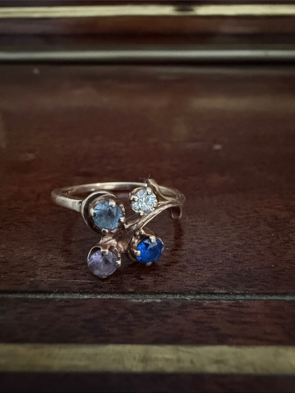10k gold Multi-Stone Blue and Purple Ring